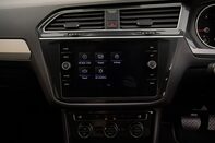 Volkswagen Tiguan MATCH TDI DSG 29