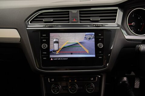 Volkswagen Tiguan MATCH TDI DSG 31