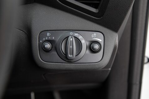 Ford Kuga ST-LINE EDITION 16