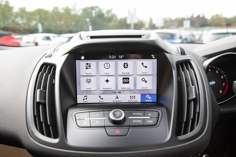 Ford Kuga ST-LINE EDITION 27