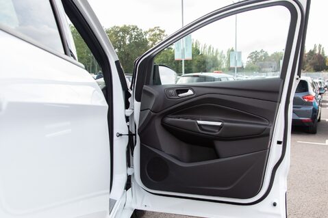 Ford Kuga ST-LINE EDITION 14