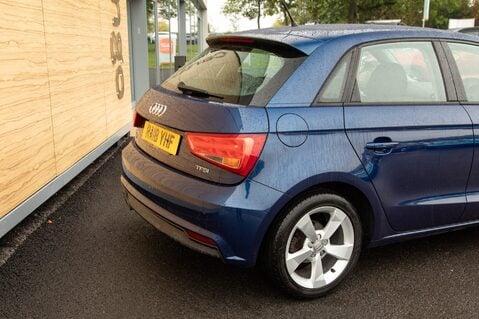 Audi A1 SPORTBACK TFSI SPORT NAV 8