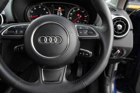 Audi A1 SPORTBACK TFSI SPORT NAV 20