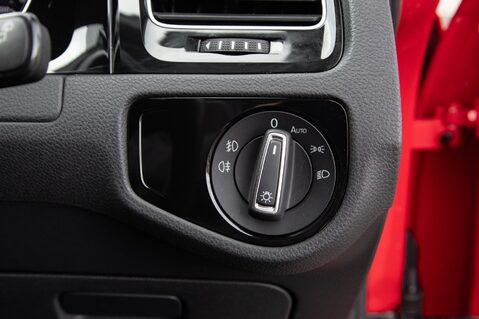 Volkswagen Golf GT TDI BLUEMOTION TECHNOLOGY DSG 16