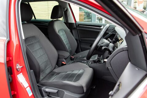 Volkswagen Golf GT TDI BLUEMOTION TECHNOLOGY DSG 31