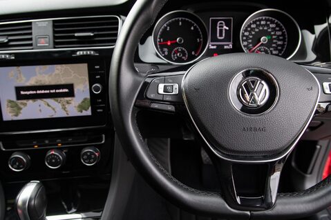 Volkswagen Golf GT TDI BLUEMOTION TECHNOLOGY DSG 19
