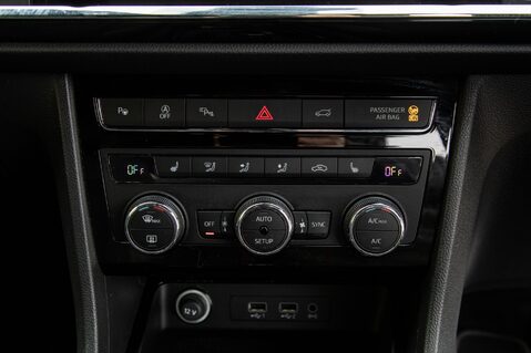 SEAT Ateca TSI CUPRA COMFORT AND SOUND 4DRIVE DSG 35