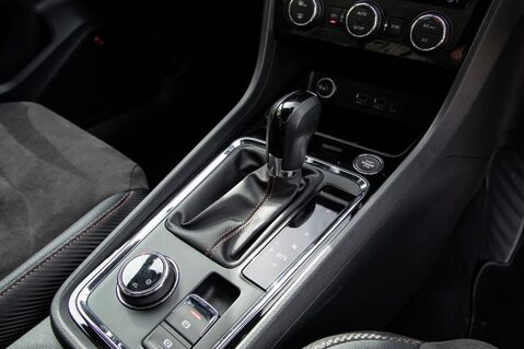 SEAT Ateca TSI CUPRA COMFORT AND SOUND 4DRIVE DSG 34