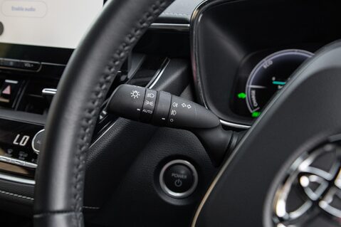 Toyota Corolla EXCEL 17