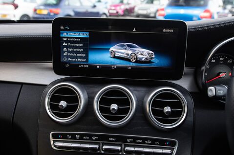 Mercedes-Benz C Class C 200 AMG LINE MHEV 28