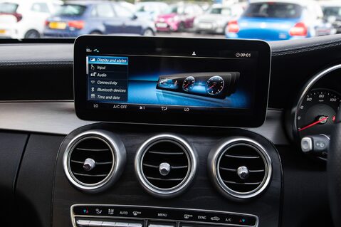 Mercedes-Benz C Class C 200 AMG LINE MHEV 29