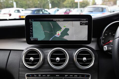 Mercedes-Benz C Class C 200 AMG LINE MHEV 31