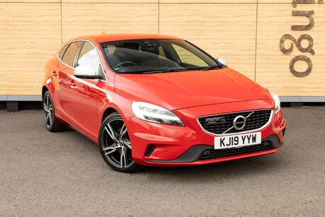 Volvo V40 T2 R-DESIGN EDITION