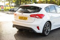 Ford Focus ST-LINE 8