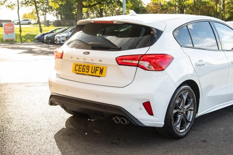 Ford Focus ST-LINE 8