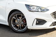 Ford Focus ST-LINE 11