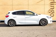 Ford Focus ST-LINE 12