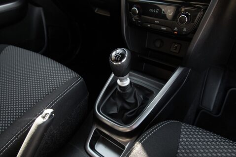 Suzuki Vitara SZ-T BOOSTERJET 31