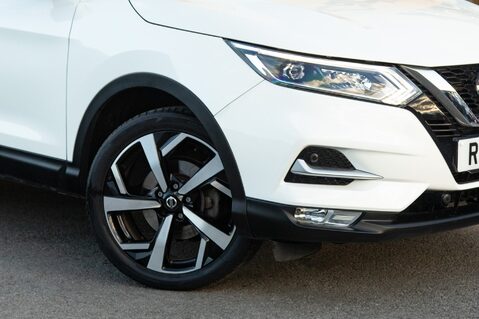 Nissan Qashqai DIG-T N-MOTION 10