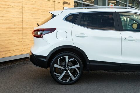 Nissan Qashqai DIG-T N-MOTION 7