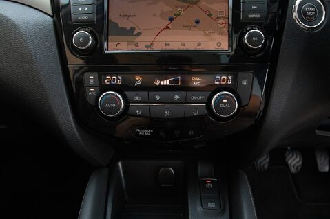 Nissan Qashqai DIG-T N-MOTION 33