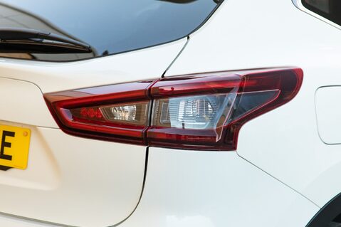 Nissan Qashqai DIG-T N-MOTION 9