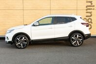 Nissan Qashqai DIG-T N-MOTION 13