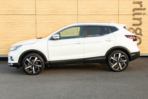 Nissan Qashqai DIG-T N-MOTION 13