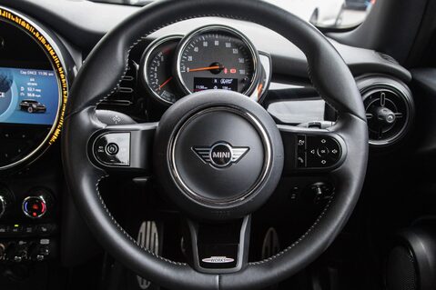 Mini Hatch COOPER SPORT 21
