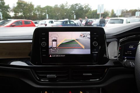 Volkswagen T-Roc R-LINE TSI 22