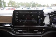 Volkswagen T-Roc R-LINE TSI 27