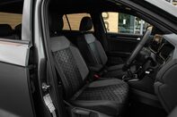 Volkswagen T-Roc R-LINE TSI 33