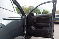 Volkswagen T-Roc R-LINE TSI 14