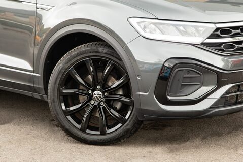 Volkswagen T-Roc R-LINE TSI 10