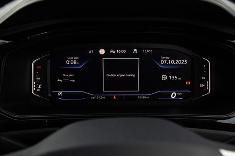 Volkswagen T-Roc R-LINE TSI 15