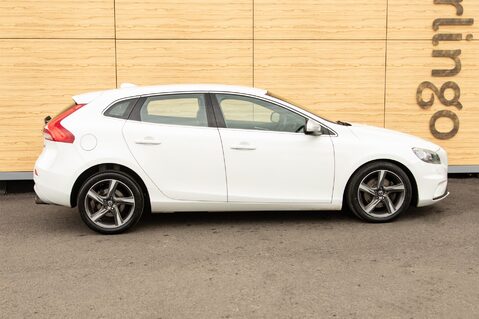 Volvo V40 T2 R-DESIGN 12