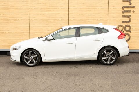 Volvo V40 T2 R-DESIGN 13