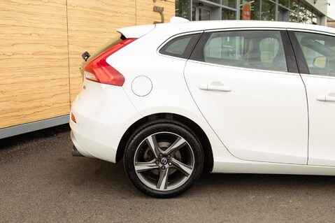Volvo V40 T2 R-DESIGN 7
