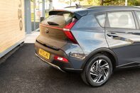 Hyundai BAYON T-GDI SE CONNECT DCT MHEV 8