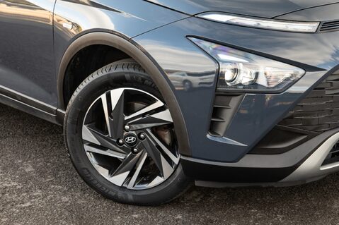 Hyundai BAYON T-GDI SE CONNECT DCT MHEV 11