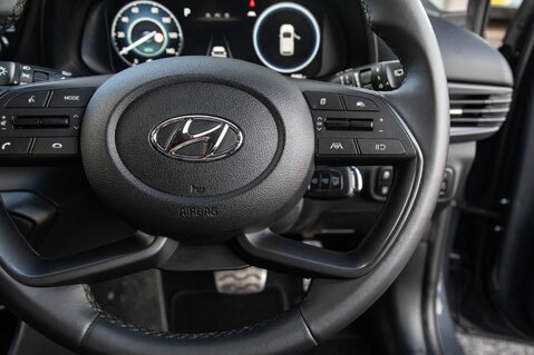 Hyundai BAYON T-GDI SE CONNECT DCT MHEV 20