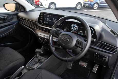 Hyundai BAYON T-GDI SE CONNECT DCT MHEV