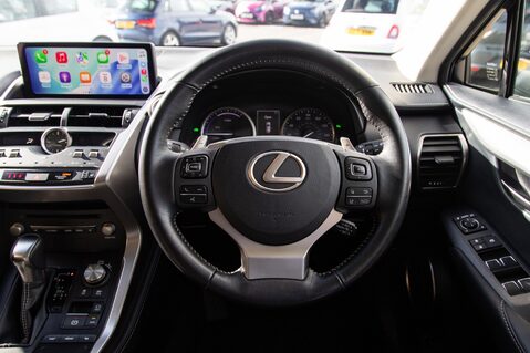 Lexus NX 300H LUXURY 21