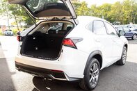 Lexus NX 300H LUXURY 39