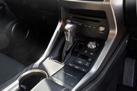 Lexus NX 300H LUXURY 33