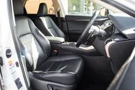 Lexus NX 300H LUXURY 32