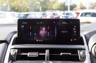 Lexus NX 300H LUXURY 29