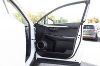 Lexus NX 300H LUXURY 14