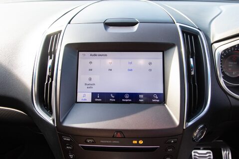 Ford Edge ST-LINE ECOBLUE 23