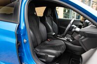 Peugeot 208 GT PREMIUM 31